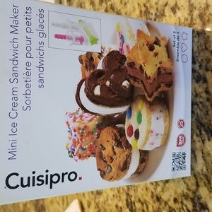 Cuisipro Mini Ice Cream Sandwich Maker